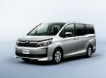 Toyota Voxy 2015 года